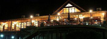 Aparthotel Oreti Village 4*